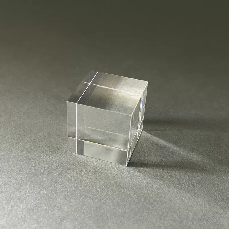 Scintillation crystals BaF2-Y